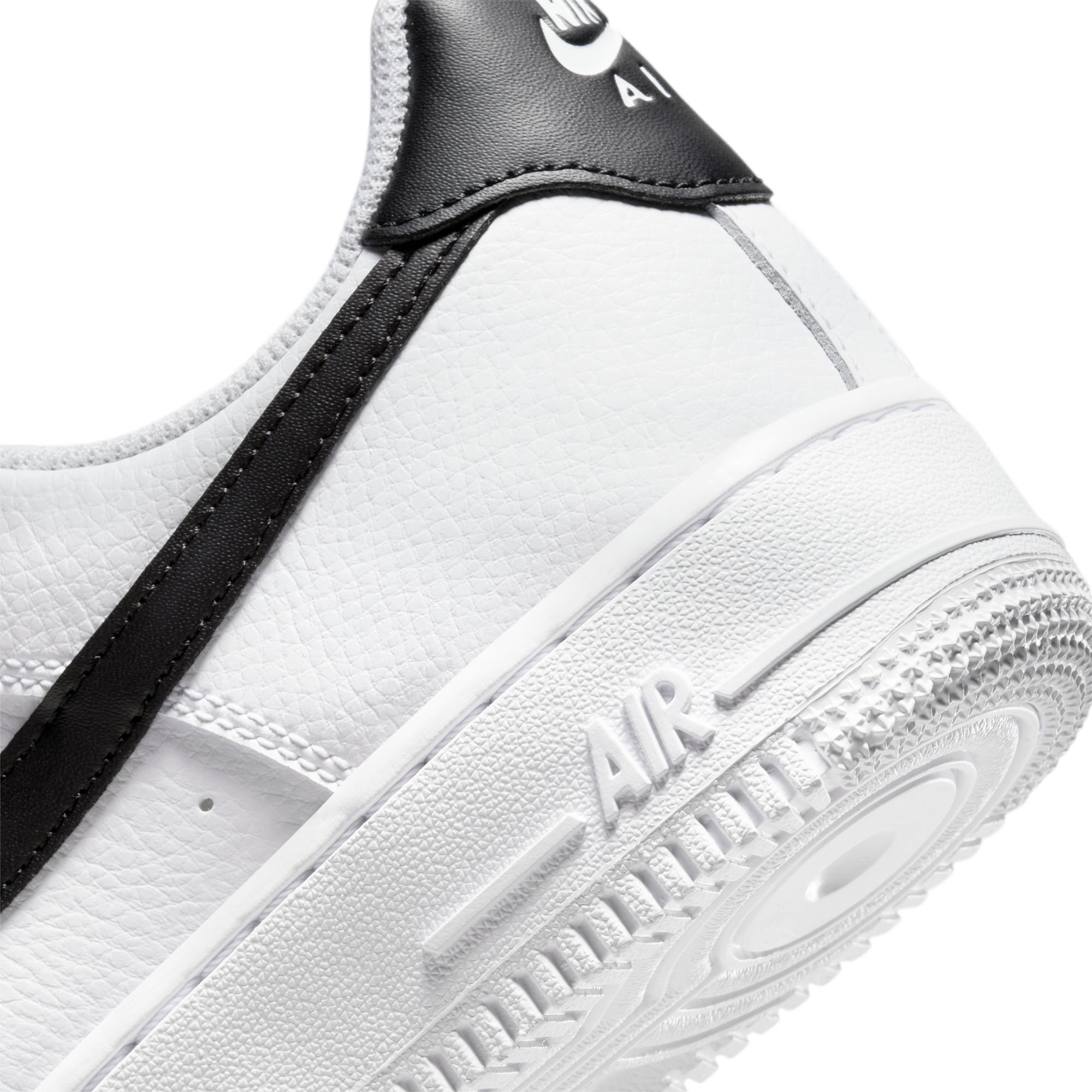 NIKE AIR FORCE 1 '07 WHITE/BLACK - Imagen 6